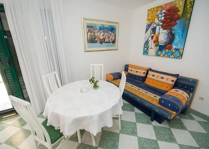 Marija Near Center 公寓 *