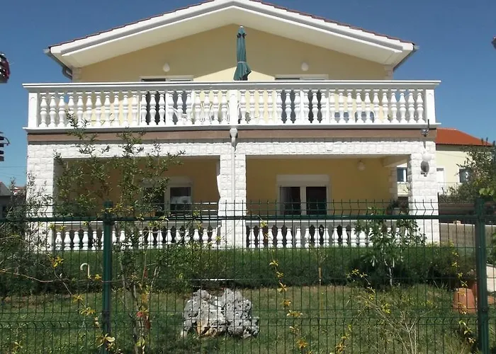 Marija Near Center 公寓 *