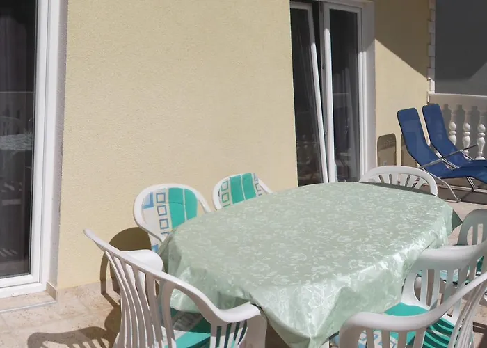 Marija Near Center 公寓 *