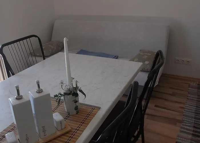 Marija Near Center 公寓 *